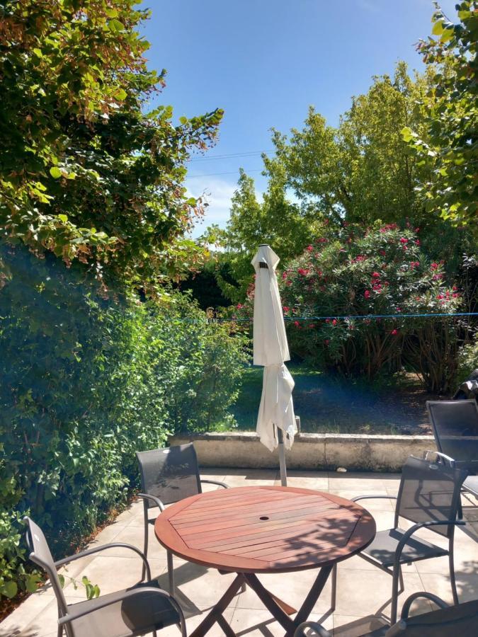 Le Petit Mas Des Alpilles En Provence Villa Saint-Étienne-du-Grès Eksteriør bilde