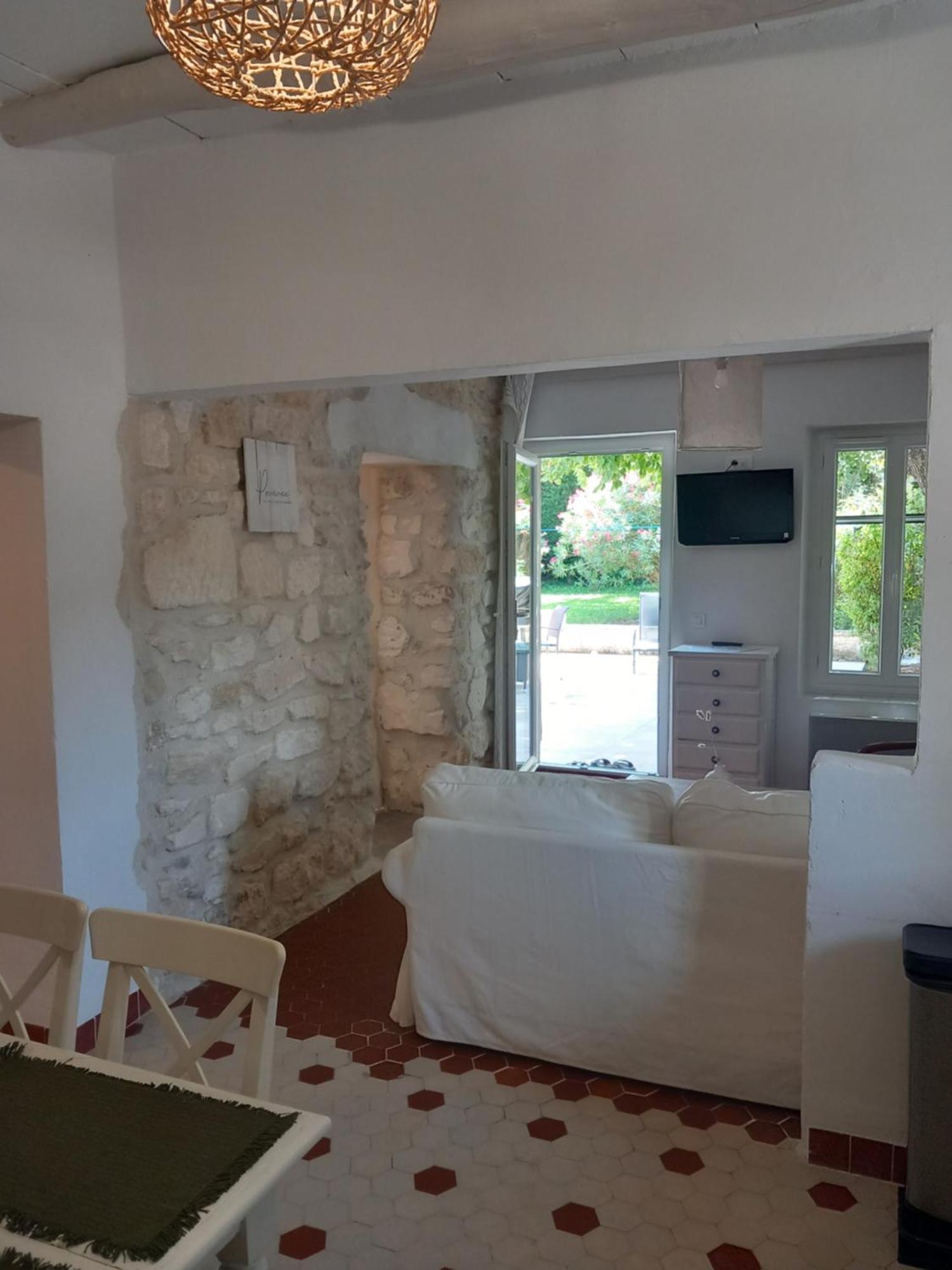 Le Petit Mas Des Alpilles En Provence Villa Saint-Étienne-du-Grès Eksteriør bilde